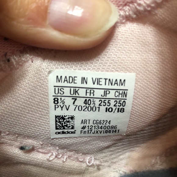 adidas sneakers - Picture 4 of 4